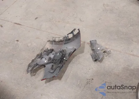 2021 Buick Encore Gx Awd Preferred z USA, uszkodzony, nr VIN KL4MMCSL2MB147813